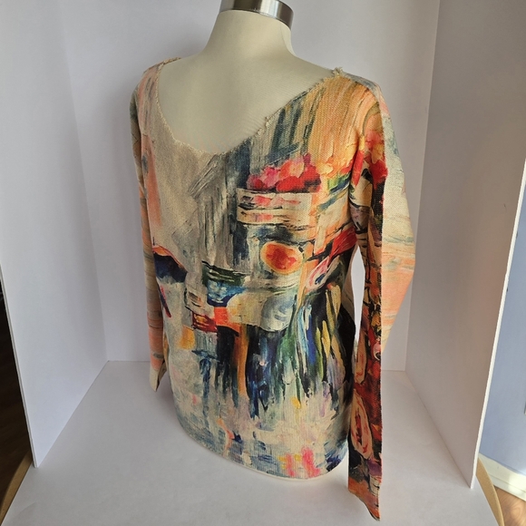 Women sweater edgy neckline blouse - Picture 2 of 9